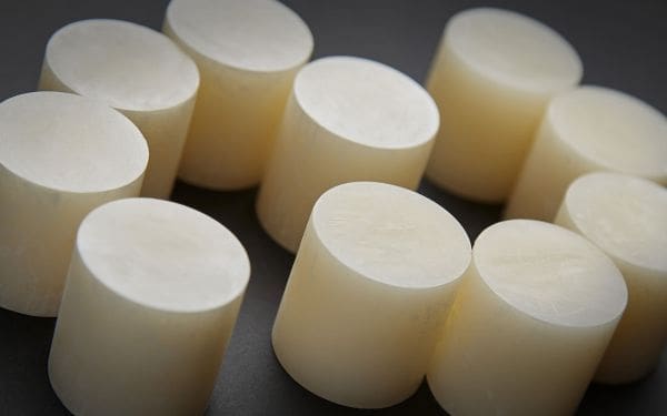 Faster and cleaner bonding with Tecbond 440, sprayable hot melt