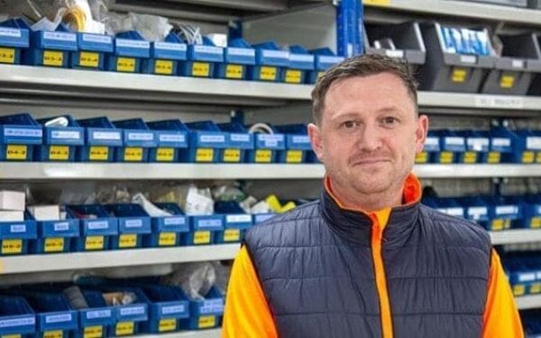 People of Power Adhesives Billy Peck – Plant Manager